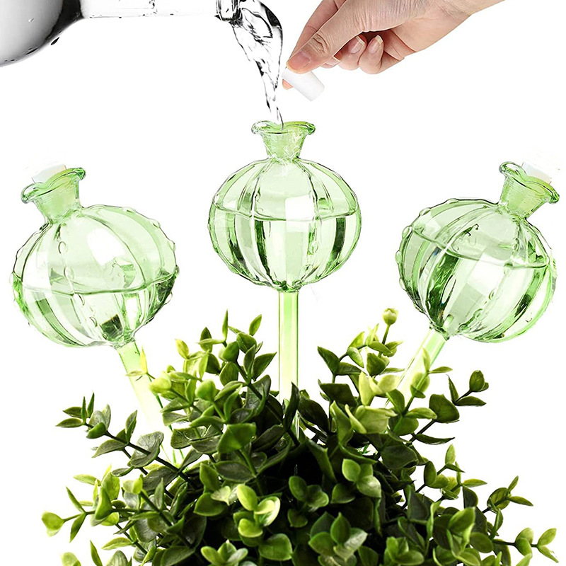 PVC自動給水ボール型フラワー型植物給水器軽量室内植物用点滴 - Self Watering Insert のレビューと価格